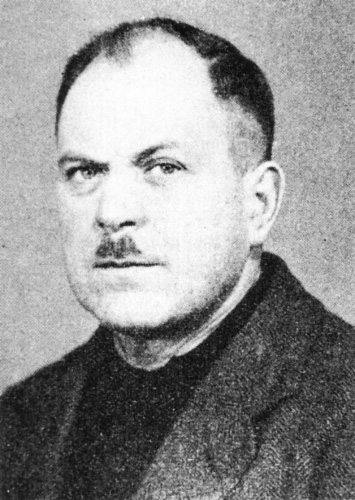 Naujock_august01.jpg
